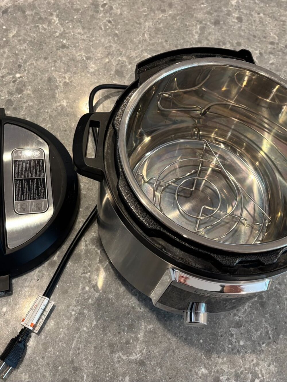 Instant Pot Ultra - Picture 3 of 5